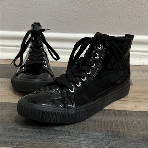 Star Wars Darth Vader Patent Faux Leather Hi-Top Sneakers Size 9